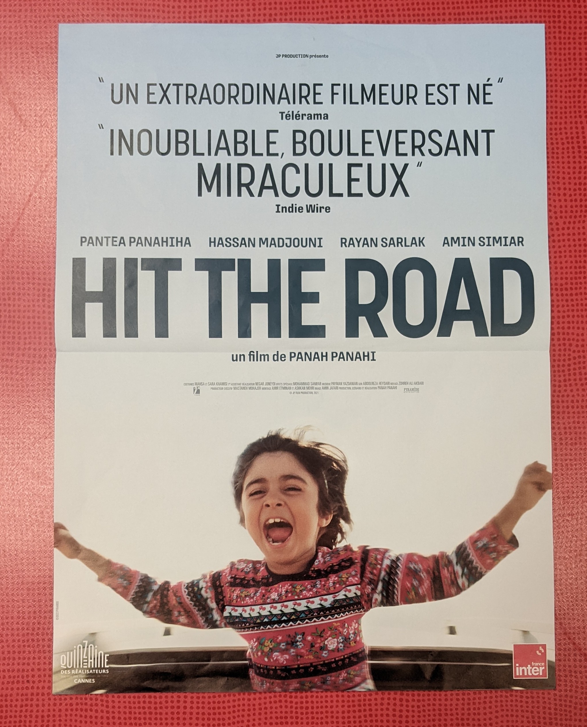 Affiche de cinéma du film Hit the Road - Cinéma Paradisio Affiches